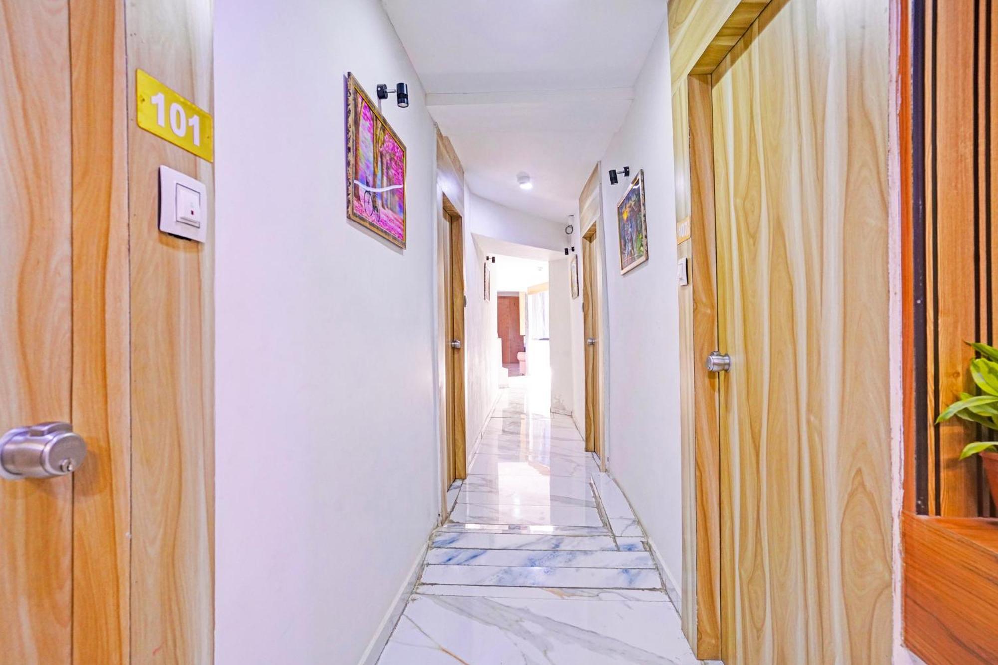 Hotel O Patang 24 Ахмедабад Экстерьер фото